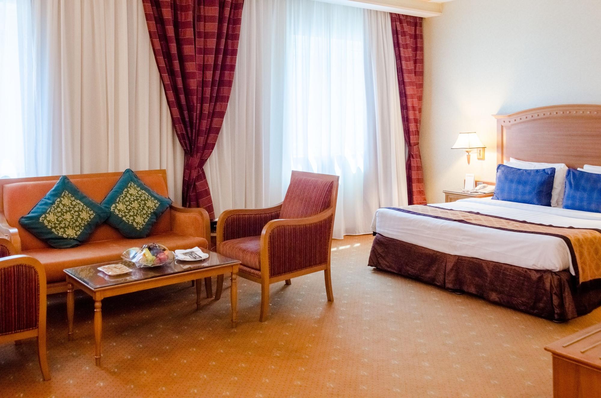 Avenue Hotel Dubai Bagian luar foto